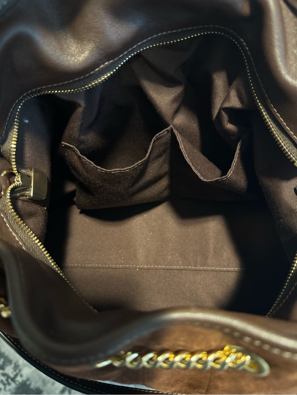Coach Evelyn Shoulder Bag With Quilting – Brown Suede - Picture 6 of 7